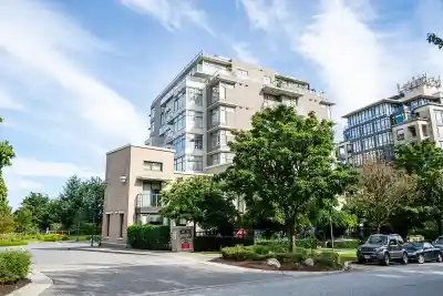 501 9298 UNIVERSITY CRESCENT, Burnaby BC V5A 4X8
