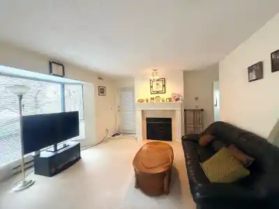 203 5250 VICTORY STREET, Burnaby BC V5J 5H2