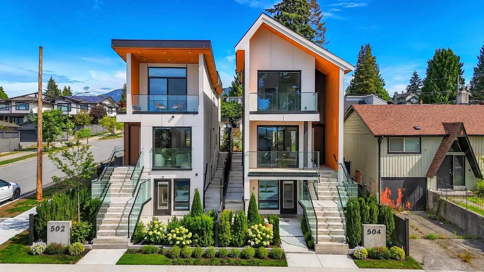 504 E 5TH STREET, North Vancouver BC V7L 1M4