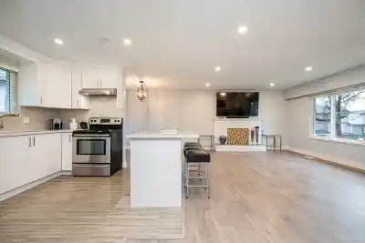 11278 206 STREET, Maple Ridge BC V2X 1T3