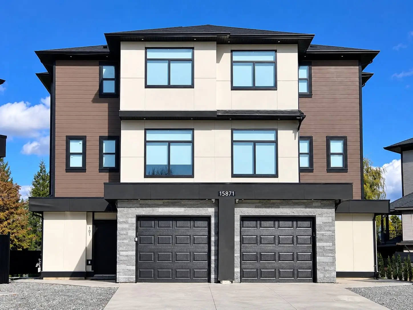 102 15871 111A AVENUE, Surrey BC V4N 5B4