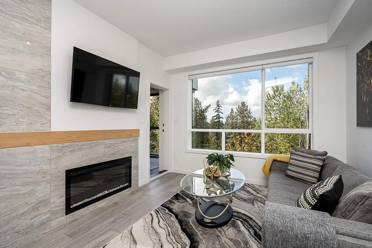 315 11641 227 STREET, Maple Ridge BC V2X 9J6