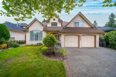 14872 25A AVENUE, Surrey BC V4P 1N8