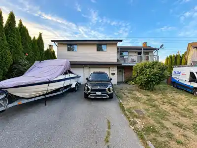 15097 95 AVENUE, Surrey BC V3R 7S3