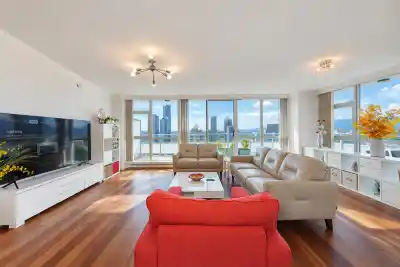2701 4400 BUCHANAN STREET, Burnaby BC V5C 0E3