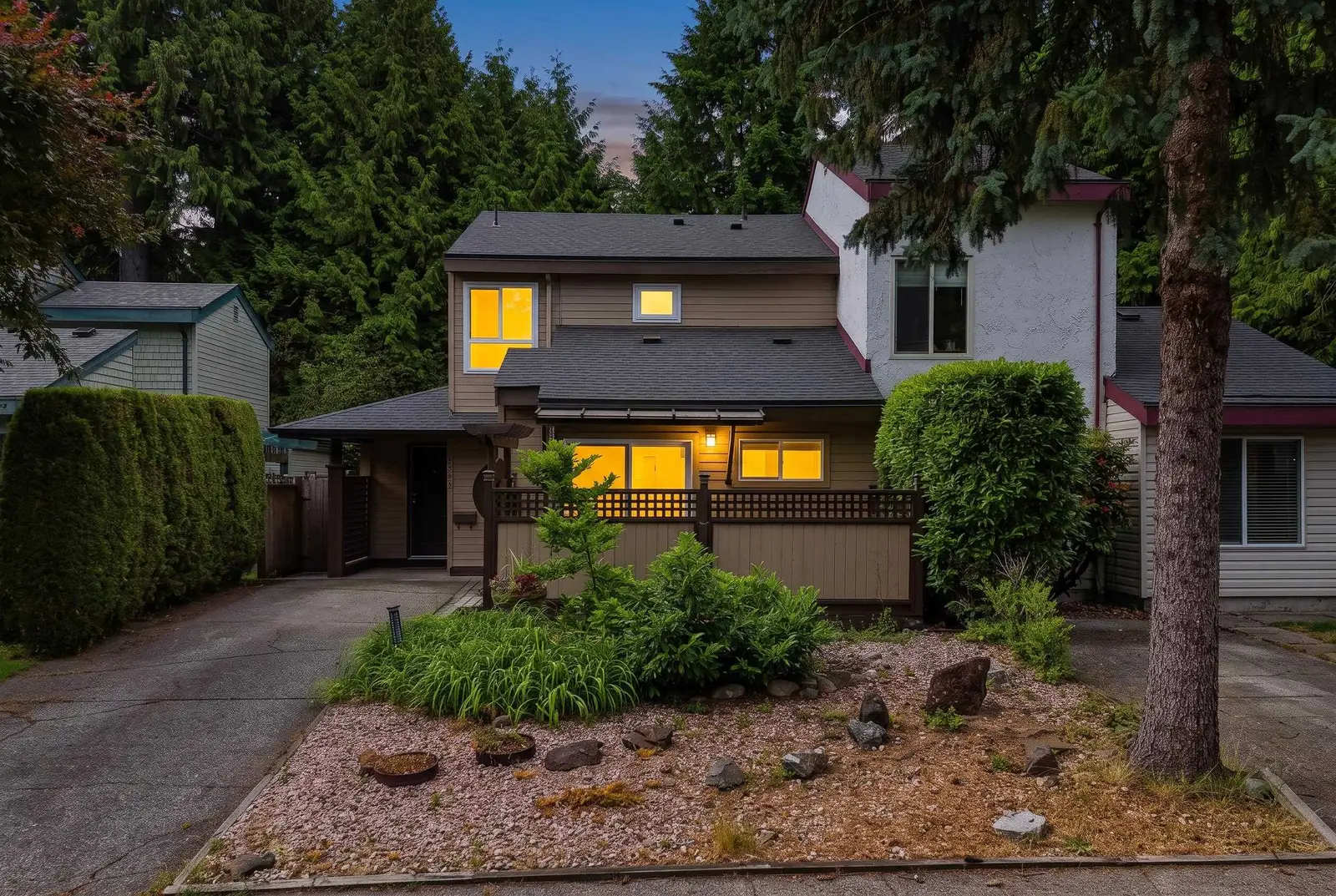 2587 BURIAN DRIVE, Coquitlam BC V3K 5W8