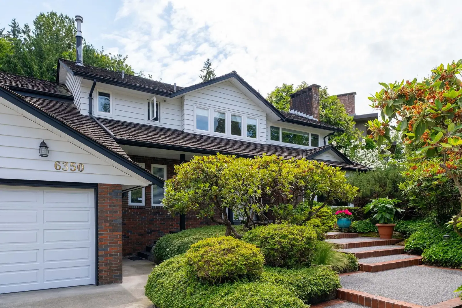 6350 BUCKINGHAM DRIVE, Burnaby BC V5E 2A7