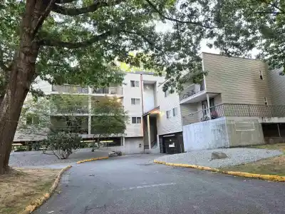 312 8391 BENNETT ROAD, Richmond BC V6Y 1N4