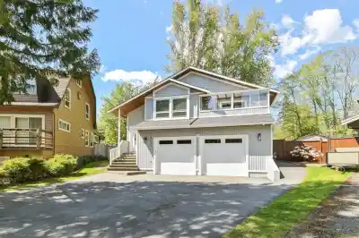 19919 51 AVENUE, Langley BC V3A 7P2