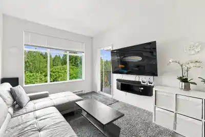 411 828 GAUTHIER AVENUE, Coquitlam BC V3K 1R9