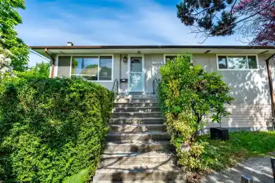 11288 135 STREET, Surrey BC V3R 2Z7