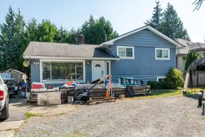 2246 AUSTIN AVENUE, Coquitlam BC V3K 3S1