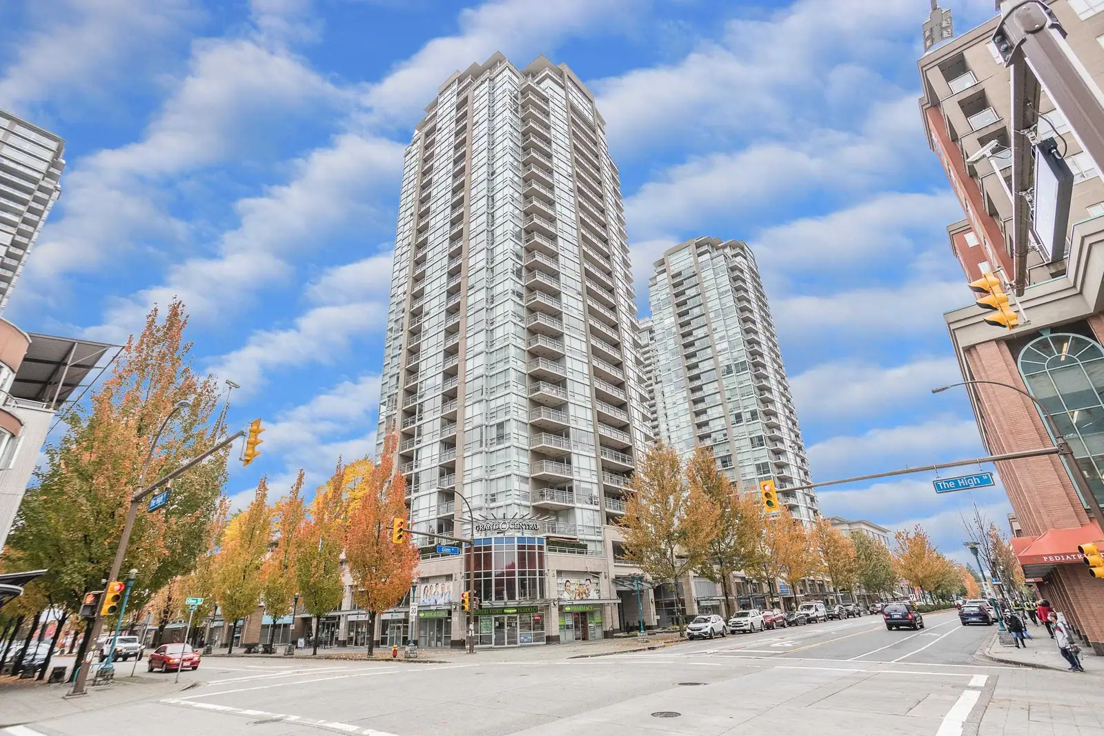 3202 2978 GLEN DRIVE, Coquitlam BC V3B 0C3