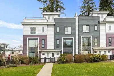 232 2218 OAK MEADOWS DRIVE, Surrey BC V3Z 0W6