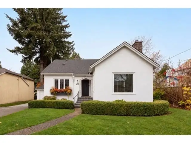 438 FOURTH STREET, New Westminster BC V3L 2V4