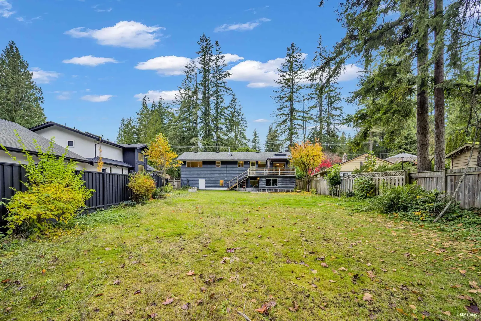 4578 CAPILANO ROAD, North Vancouver BC V7R 4K3