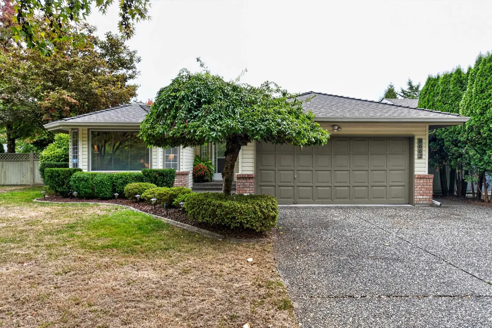 8662 161 STREET, Surrey BC V4N 1B1