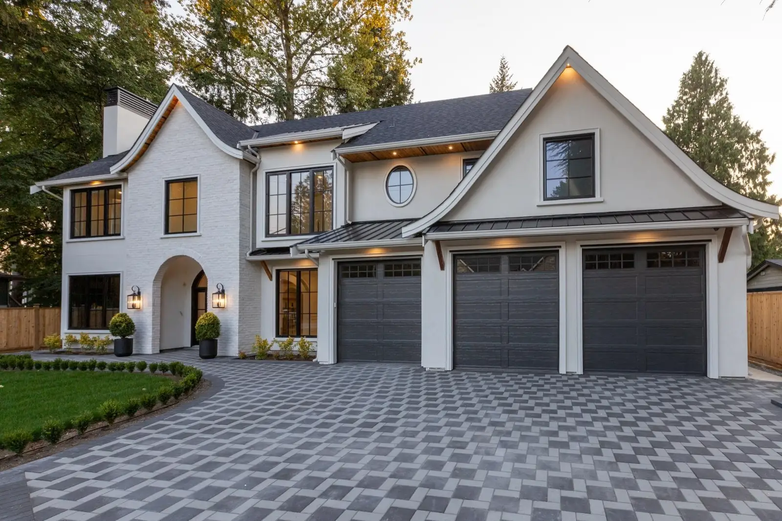 3627 204A STREET, Langley BC V3A 4S5