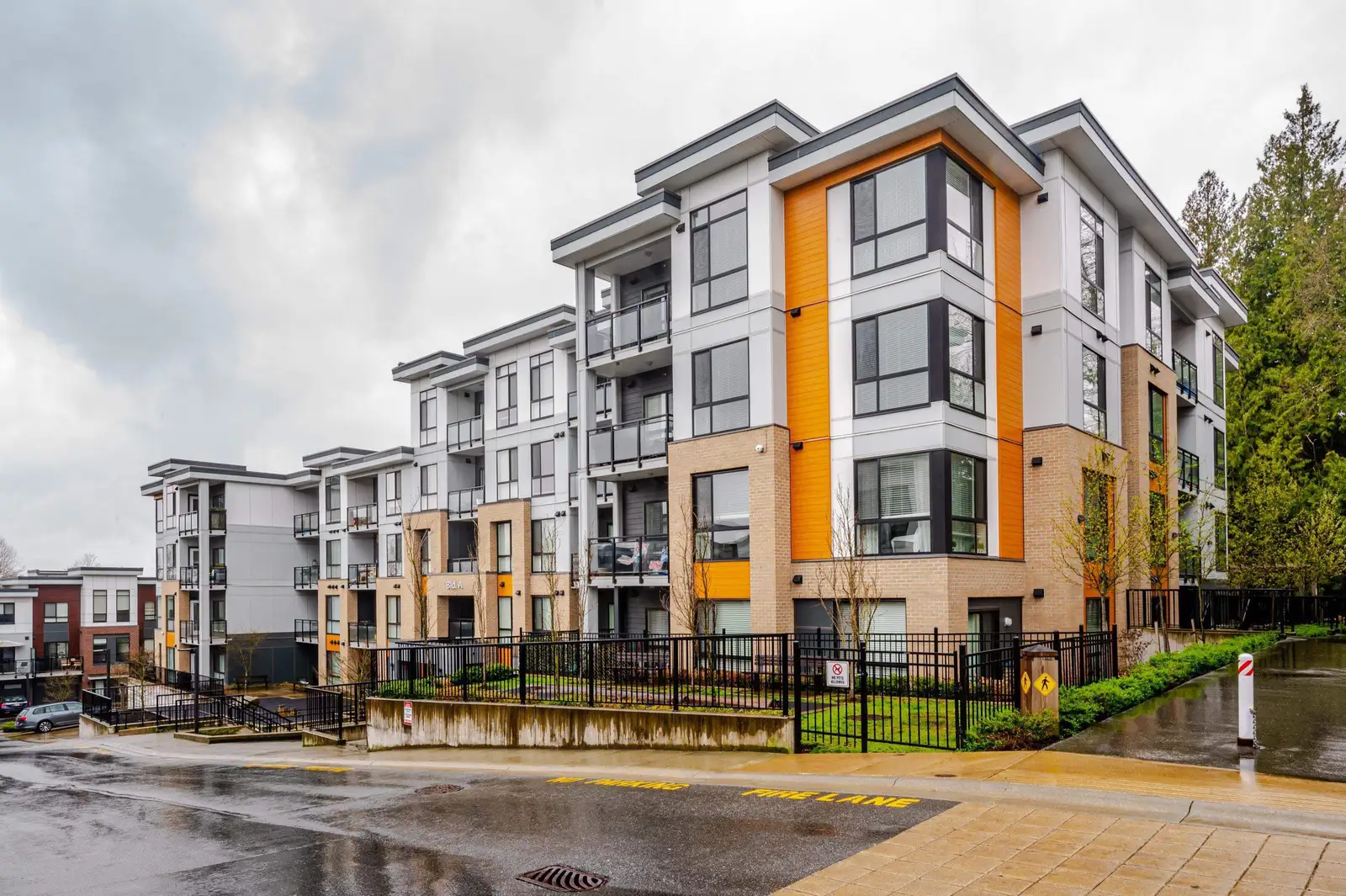 A308 20087 68 AVENUE, Langley BC V2Y 0Y2