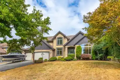 18589 55 AVENUE, Surrey BC V3S 9E5