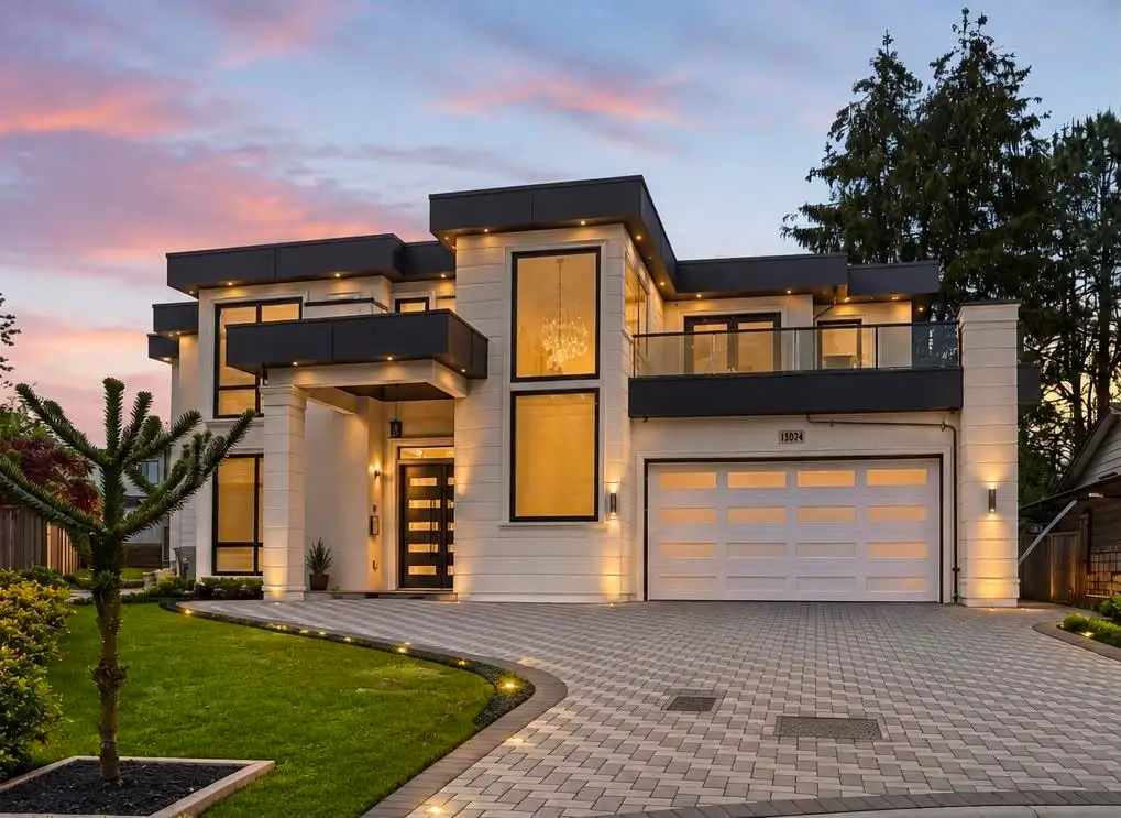 13034 63A AVENUE, Surrey BC V3X 2E5