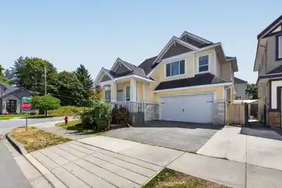 13296 62A AVENUE, Surrey BC V3X 0A9
