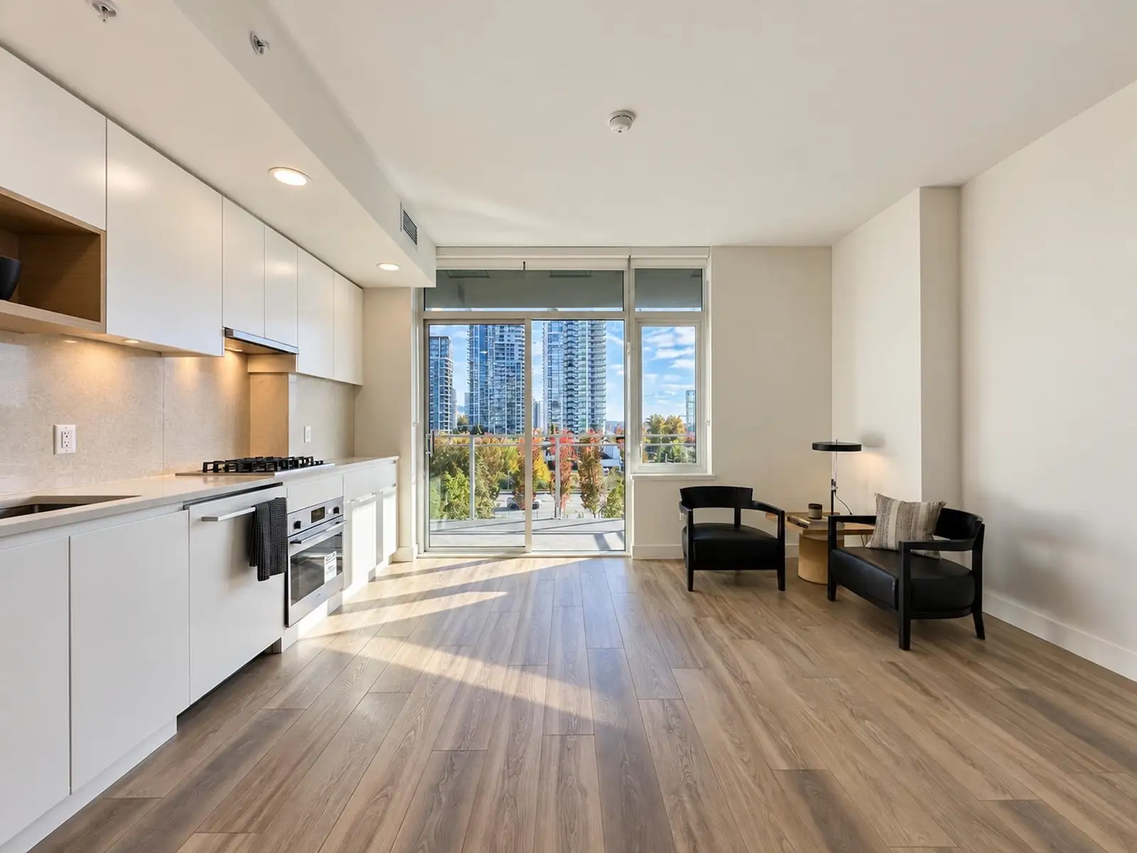 403 4433 ALASKA STREET, Burnaby BC V5C 0N3