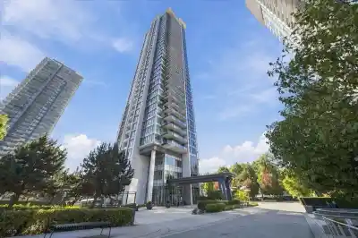 3708 4900 LENNOX LANE, Burnaby BC V5H 0G9