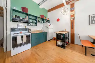 120 2556 E HASTINGS STREET, Vancouver BC V5K 1Z3