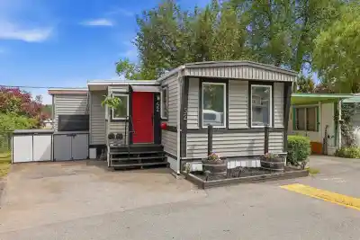 52 24330 FRASER HIGHWAY, Langley BC V2Z 1N2