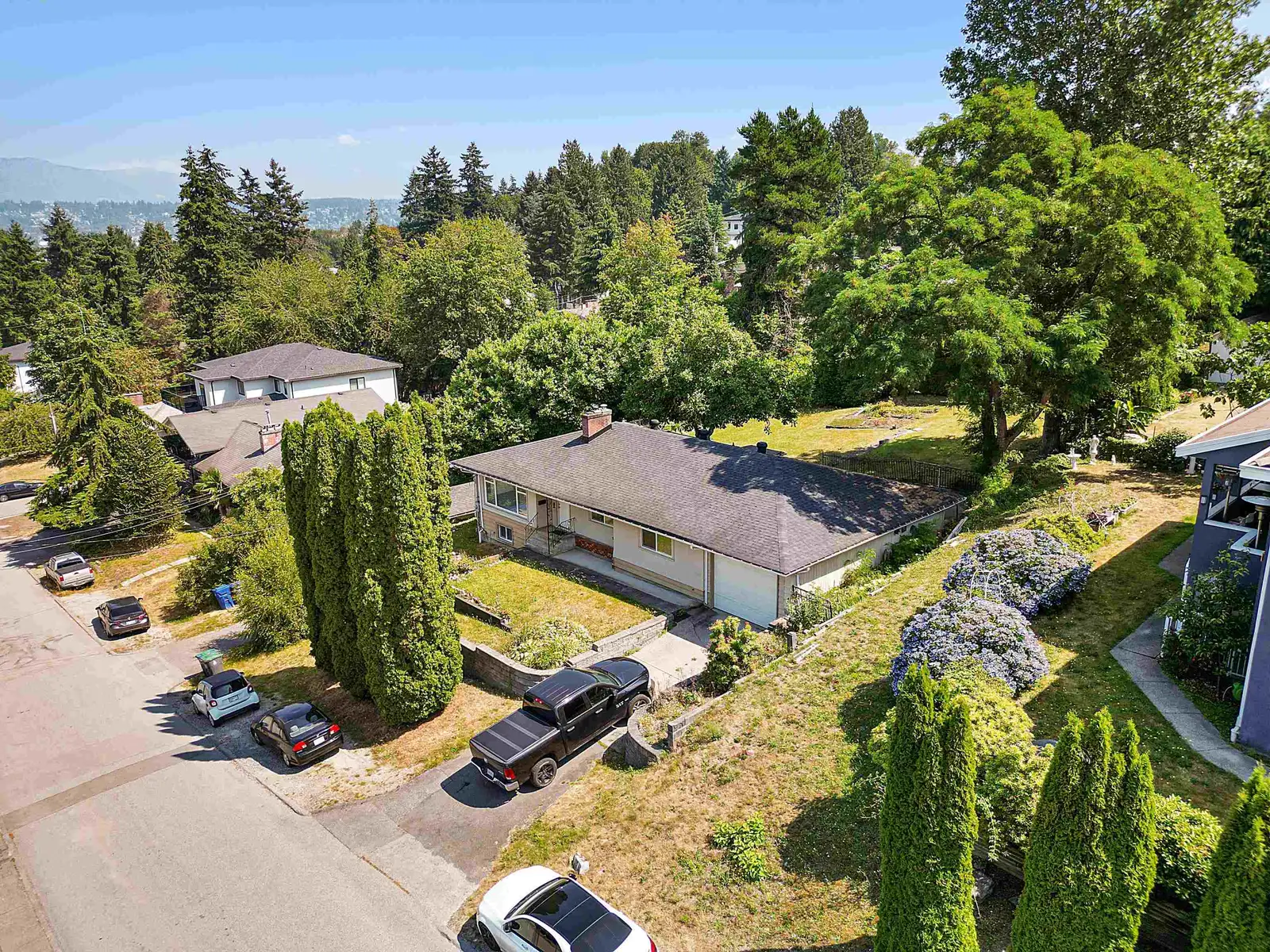 11028 129A STREET, Surrey BC V3T 3L1