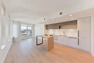 1105 567 EMERSON STREET, Coquitlam BC V3J 0M8