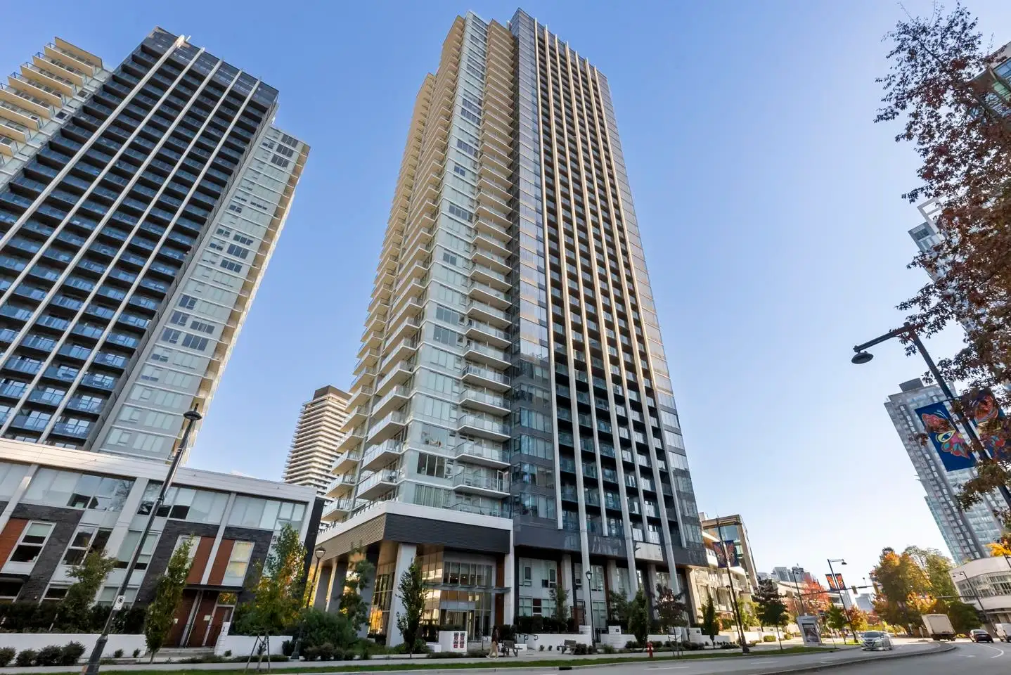 1002 10448 UNIVERSITY DRIVE, Surrey BC V3T 0S7