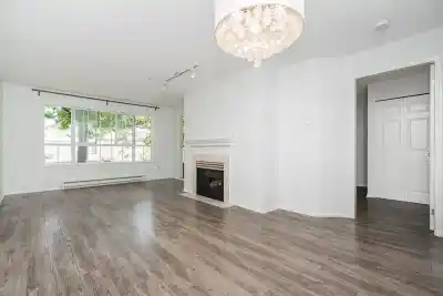 206 2990 PRINCESS CRESCENT, Coquitlam BC V3B 7R3