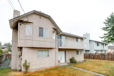13025 96 AVENUE, Surrey BC V3V 1Y2