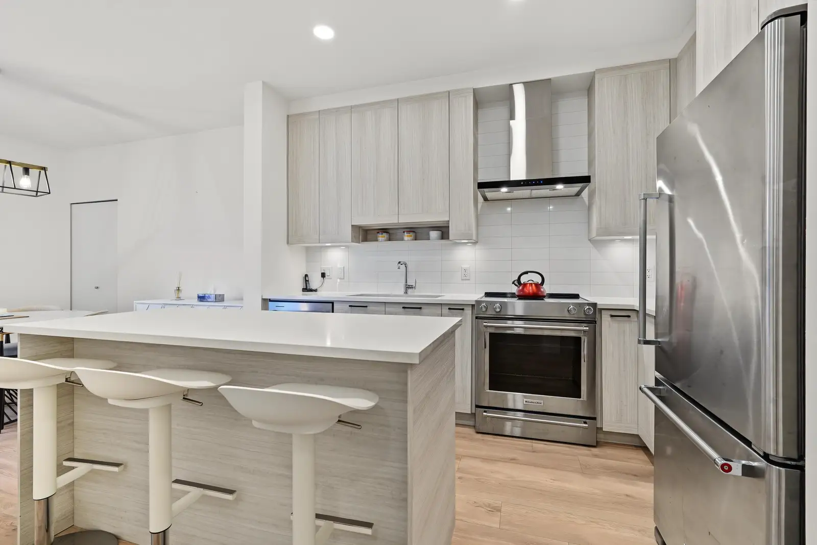 218 7169 14TH AVENUE, Burnaby BC V3N 0H6