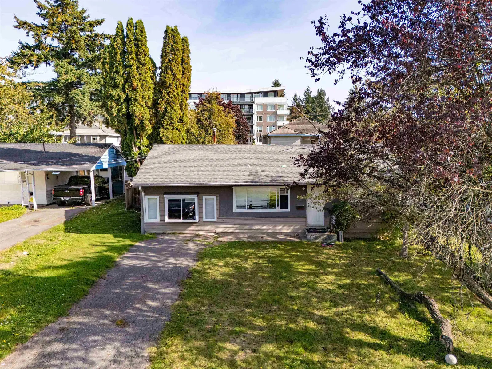 10458 138 STREET, Surrey BC V3T 4K3
