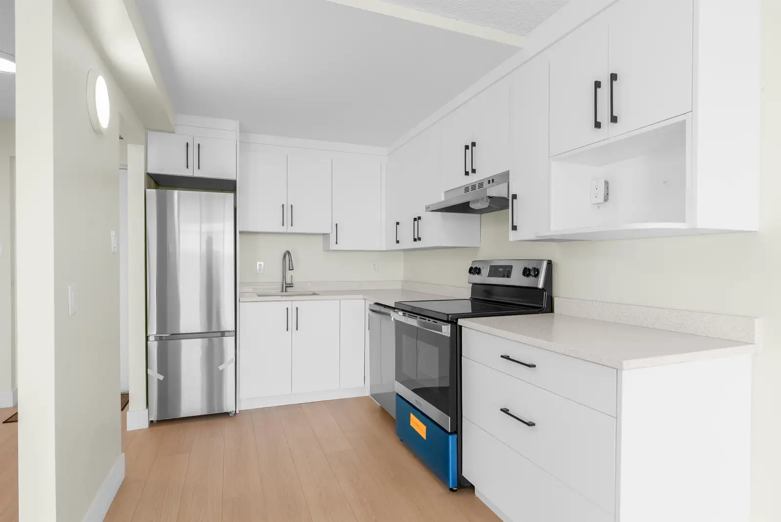 807 6631 MINORU BOULEVARD, Richmond BC V6Y 1Z1
