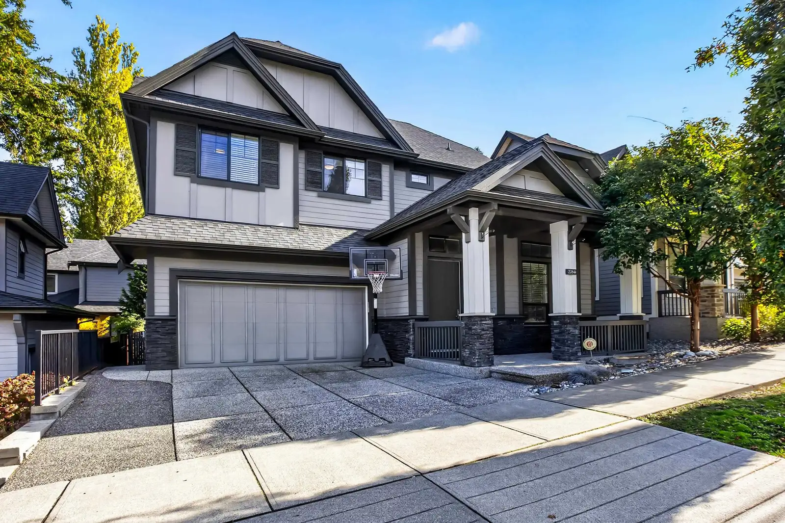 2784 164 STREET, Surrey BC V3Z 0P3