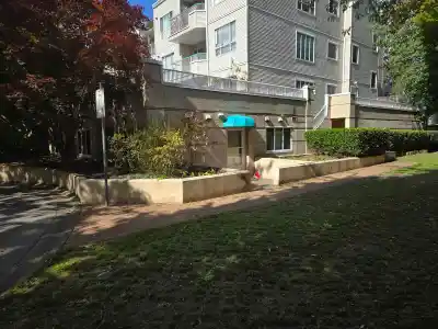 100 8655 JONES ROAD, Richmond BC V6Y 3V7