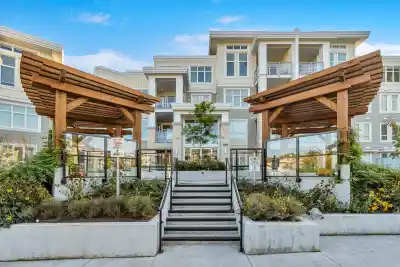103 15436 31 AVENUE, Surrey BC V3Z 1H3