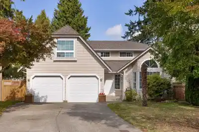15733 98A AVENUE, Surrey BC V4N 2V7