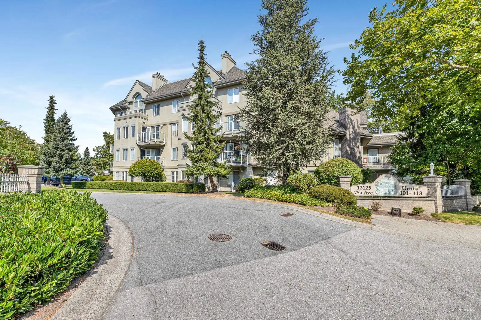 202 12125 75A AVENUE, Surrey BC V3W 1B9