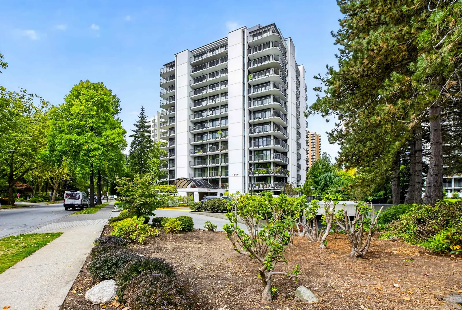 801 4165 MAYWOOD STREET, Burnaby BC V5H 4E3