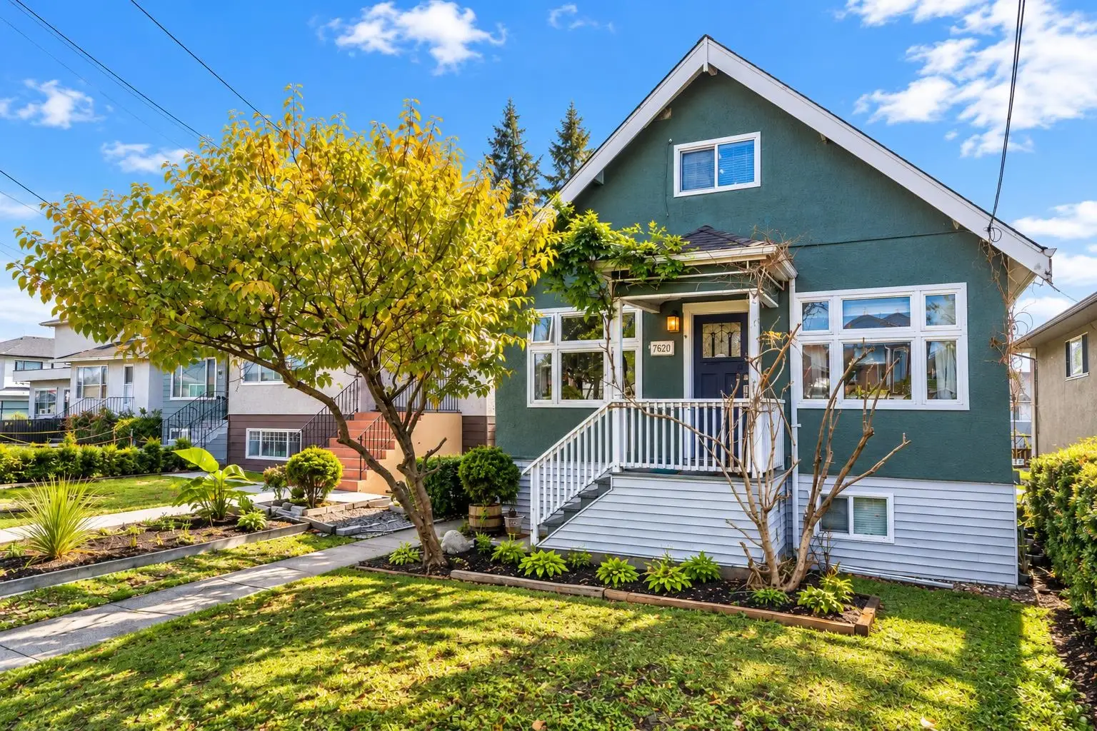 7620 14TH AVENUE, Burnaby BC V3N 2A5