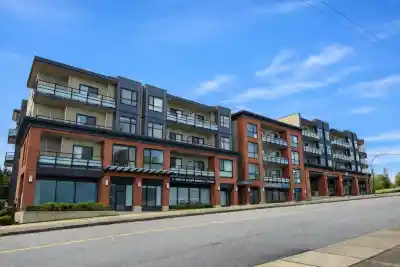 304 7777 ROYAL OAK AVENUE, Burnaby BC V5J 4K2