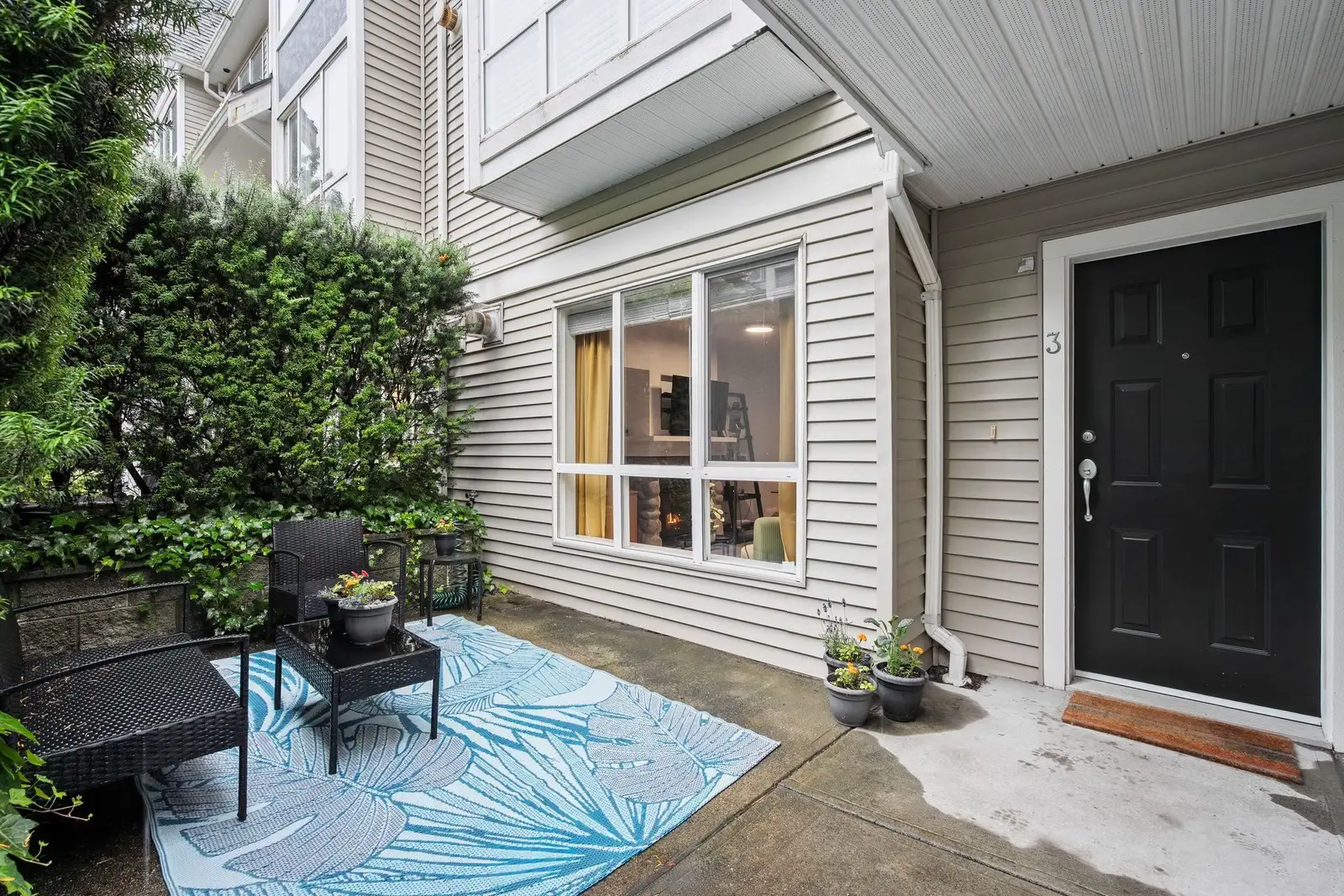 3 1005 LYNN VALLEY ROAD, North Vancouver BC V7J 1Z6
