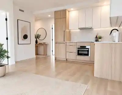 1511 13685 102ND AVENUE, Surrey BC V3T 1N7