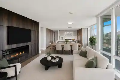 504 210 SALTER STREET, New Westminster BC V3M 0J9