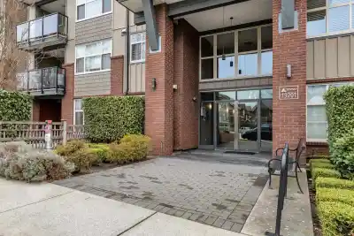 107 19201 66A AVENUE, Surrey BC V4N 6N7